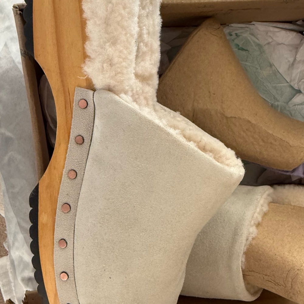 Free People Cream Oak Cozy Clog Mule. Shearling Clogs